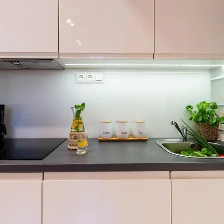 Lighthouse By Cozyplace *